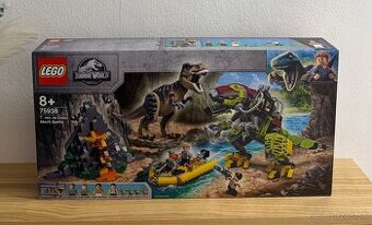 LEGO Jurassic World  T. rex vs. Dinorobot 75938
