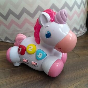 Hračky a knižky pre najmenších