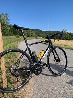 Cestný bicykel Giant tcr