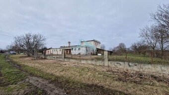 Polyfunkčný objekt bývalej pekárne v obci Lesenice, okr. Veľ