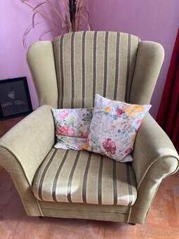 Pohodlné kreslo ušiak