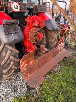 Naviják so vzperou a čelná radlica na Zetor Proxima