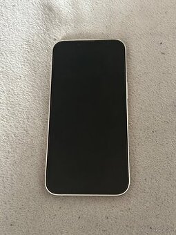 Predám Apple IPhone 13 128GB White Minimálne Známky