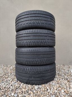 235/45 R18 98Y XL Continental DOT4320