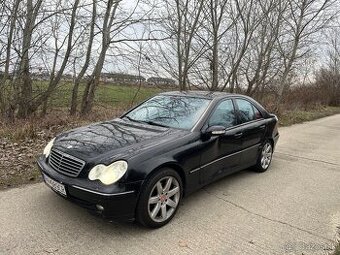 Mercedes-Benz W203 C200 Kompressor r.v. 2000 - 120 kW