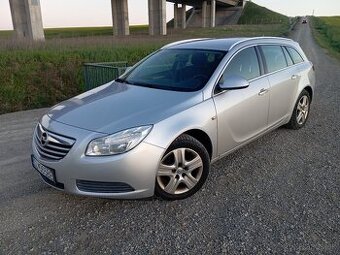 Opel Insignia combi 2.0 CDTI