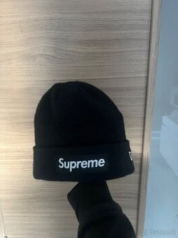 Supreme čiapka