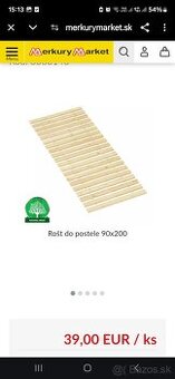 Postel a kozmetický stolik