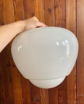 Tienidlo na lampu