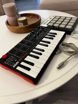 Akai MPk mini 2GEN IK Multimedia iRig Pads