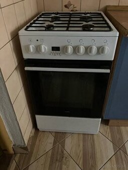 Darujem plynová sporák a manželskú posteľ za odvoz
