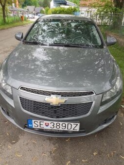 Predám Chevrolet cruze 2010