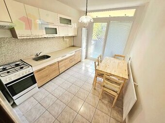 PRENÁJOM 3 IZBOVÝ BYT / 70 M2 /VEĽKOMETRÁŽNY/DUBNIČKA /LOGGI