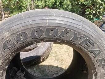PREDÁM pneumatiku Goodyear 455 40 R22,5