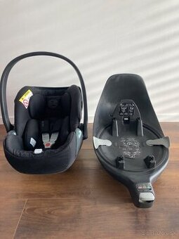 Autosedacka CYBEX Cloud Z2 i-Size + Base Z2 deep black - 1