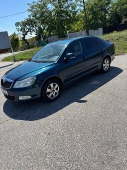 Škoda Octavia 1,6 tdi 77 KW Elegance 2012