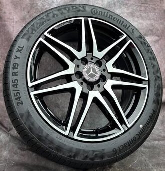Originál Alu kola AMG Mercedes-Benz V-Klasse 245/45/19 DOT23