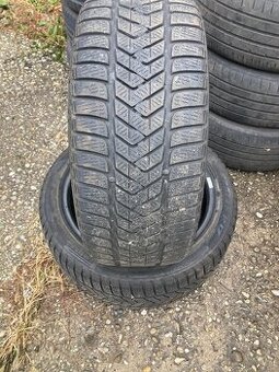 225/45R17 zimne 2 kusy Pireli Sotozero