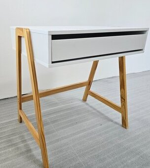 Písací stolík so stoličkou - 1