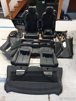 Interier M6 black - 1