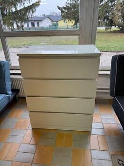 Komoda – 4 zásuvky (biela)