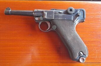 Pištoľ MAUSER P08 LUGER z roku 1915