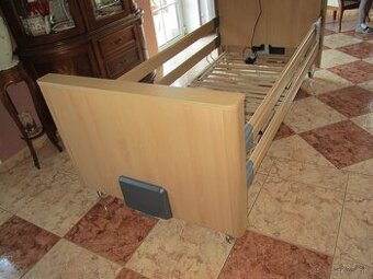 Polohovateľná elektrická posteľ - LOW ENTRY