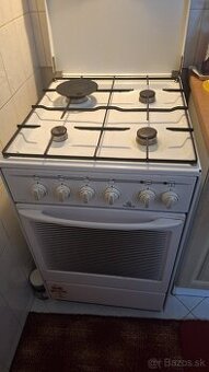 Predam plne funkčný a čistý kombi sporak Mora