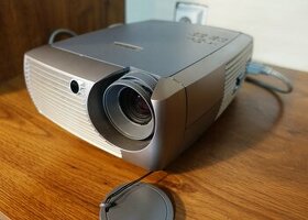 DLP projektor InFocus X2, 1600 ANSI, kontrast 2000:1