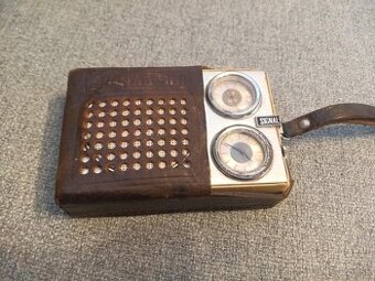 Staré ruské rádio Signal 601