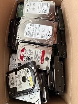 cca 50ks rotacnych SATA HDD