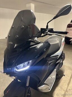 Aprilia SR GT 125 skúter