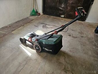 Predám zachovalú elektrickú kosačku Parkside