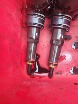 Vstreky a4 b6 1.9 96kw awx