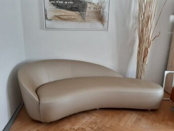 Sedačka perleťova