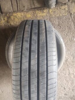 Pneu 205/55R17