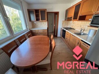 3 izbový byt  balkónom Topoľčany / PRENAJOM