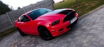 Ford Mustang 3.7 V6 California