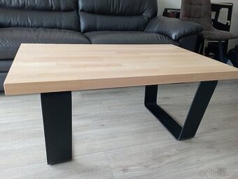 Konferenčný stolík buk