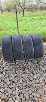 Nokian 215/55/r17