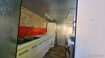 prodám nebo vyměním prodejní stánek za obytňák