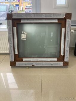 Plastové okno 780x670