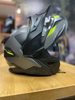 Enduro prilba / moto prilba