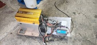 Menic napätia Karavan/Pojazdná Dielna