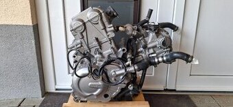 SUZUKI DL 650 V-STROM 2014