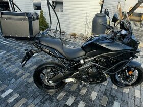 Kawasaki Versys 650 čierna