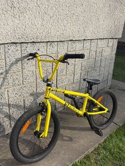 BMX GT BIKES
