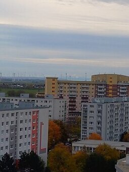 PRENÁJOM - 2 izbový byt s loggiou na Poloreckého ul., BA V