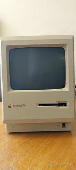 Macintosh Plus 1MB (M0001AP)