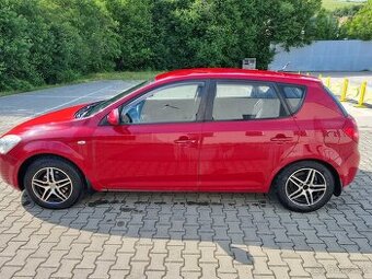 Predám Kia Cee'd 1.4l (77kw) 2009